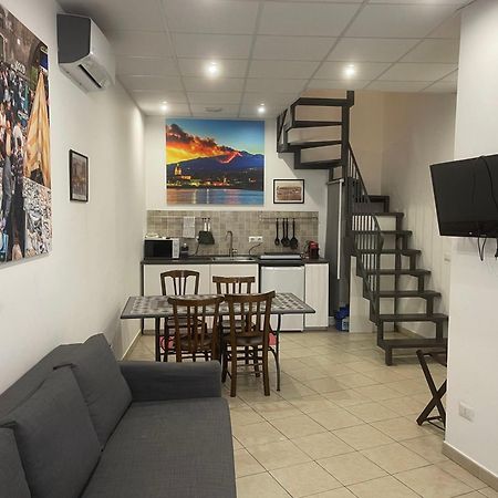카타니아 Garibaldi 94- Intera Casa A 2 Passi Dal Duomo 빌라 외부 사진