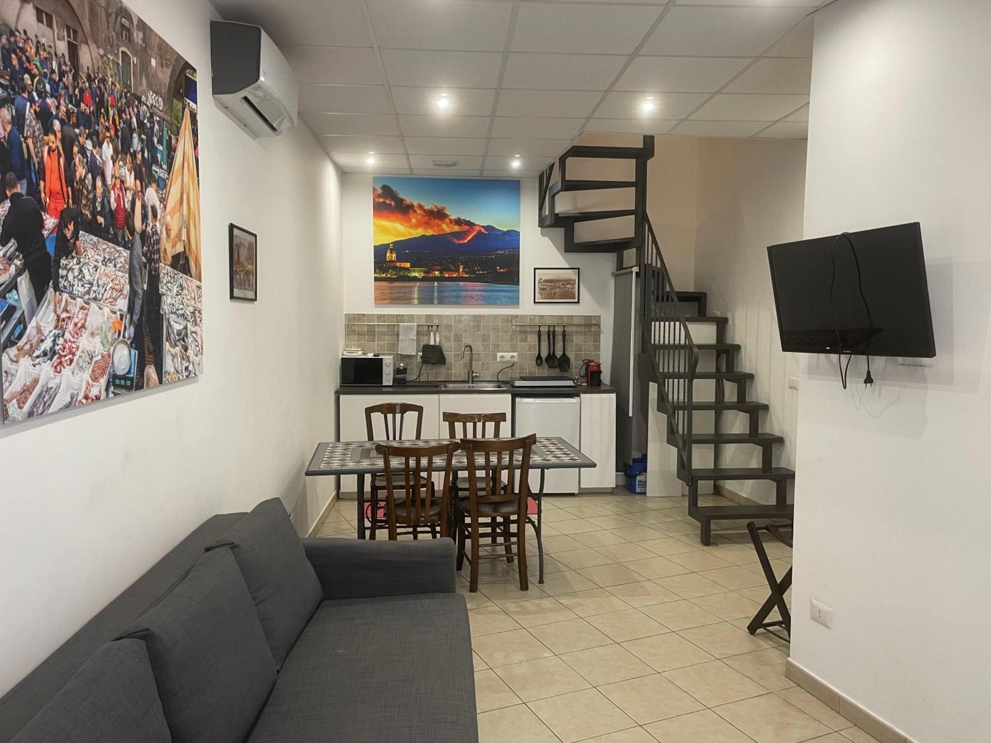 카타니아 Garibaldi 94- Intera Casa A 2 Passi Dal Duomo 빌라 외부 사진
